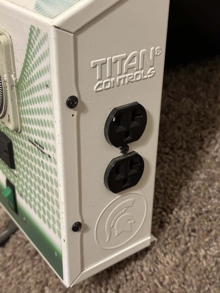 Titan Helios 3 4 Light Controller with Timer