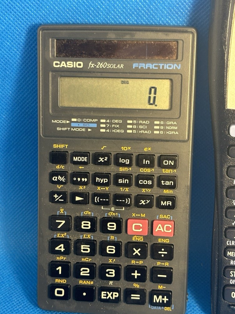 Texas Instruments TI-30XIIS Calculator Bundle With Casio Fix 260 Solar