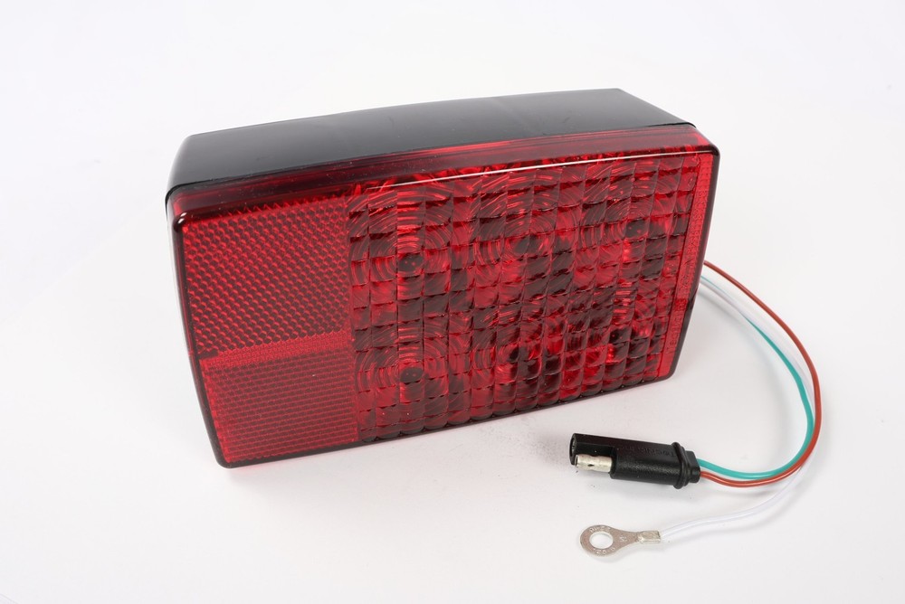 EZ Loader LED Tail Light Right Side 6 x 3.5" Part 250-032136