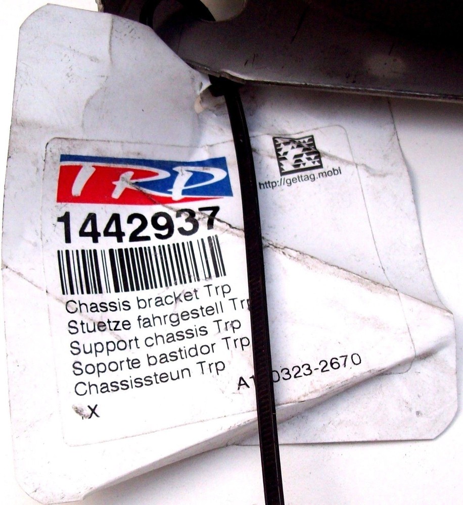 Fits DAF Collapsing Side Guard Bracket 1442937