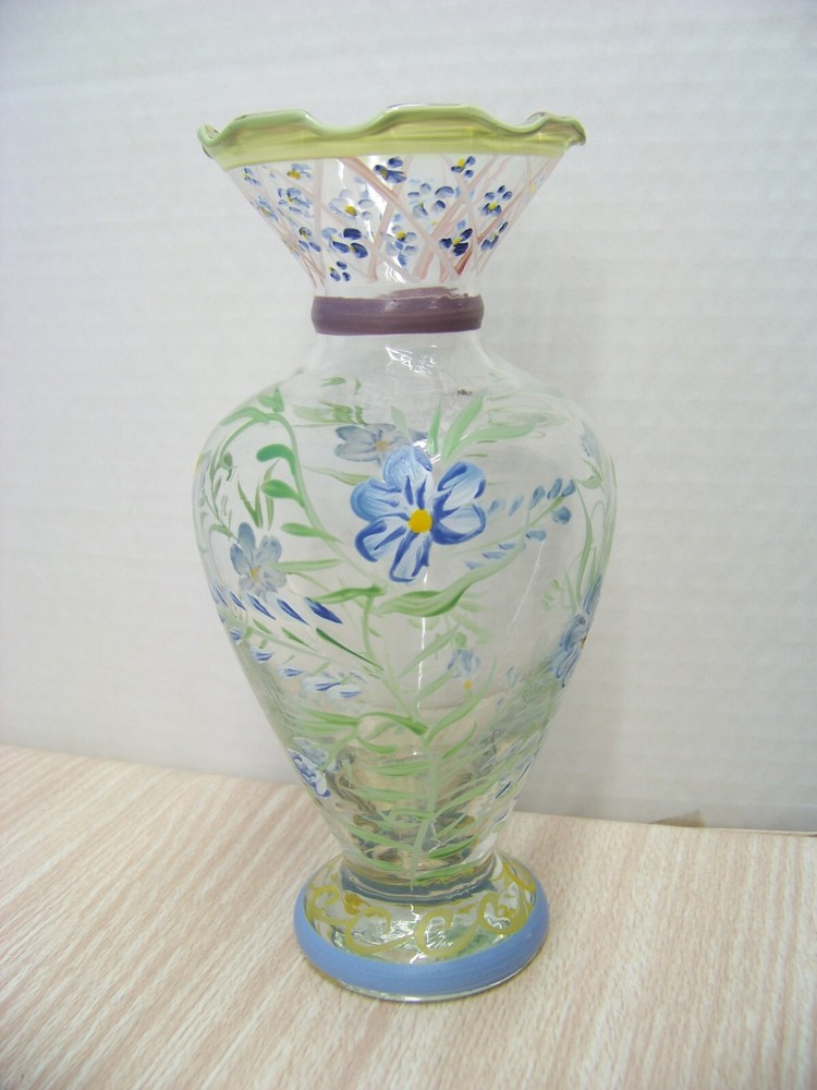 Tracy Porter Vase - Blue Flowers