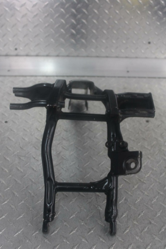 2004 SUZUKI GZ250 LOWER FRAME RAIL FOOTPEG BRACKET MOUNT