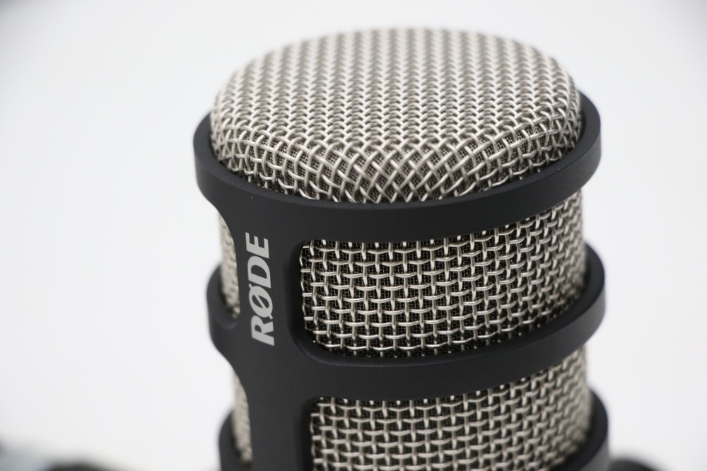 Rode PodMic Cardioid Dynamic Podcast Streaming Microphone