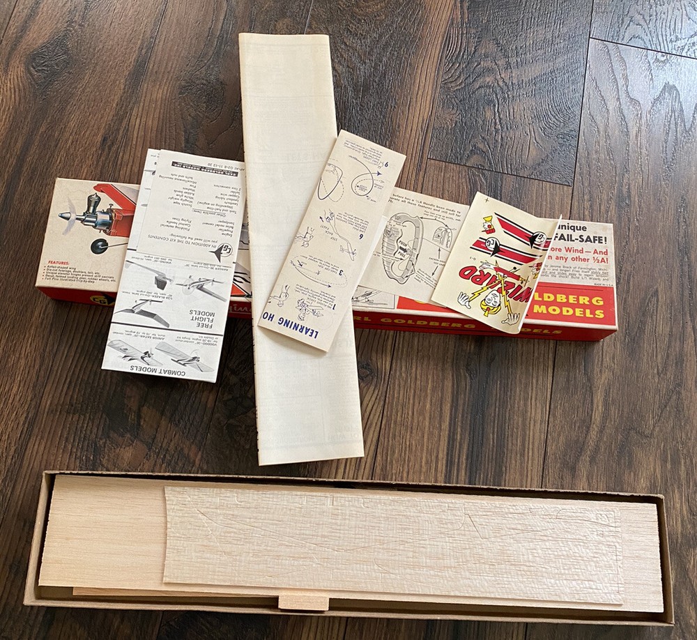 Carl Goldberg Models 1/2A Lil Wizard Flying Model New