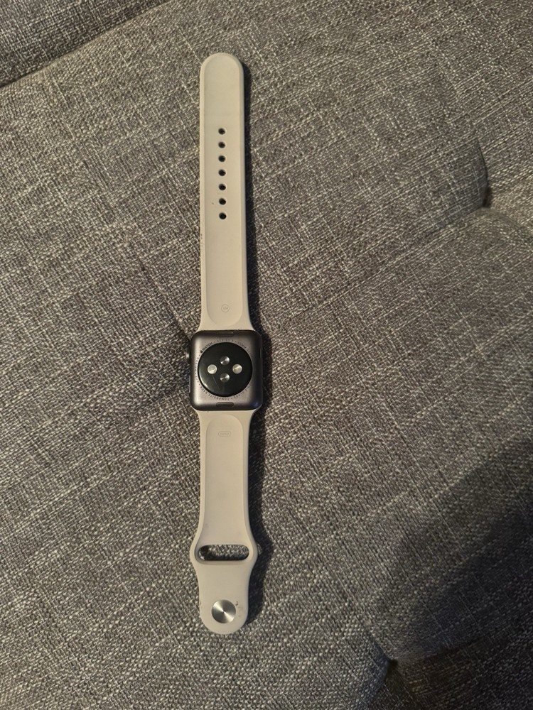 apple watch series 3