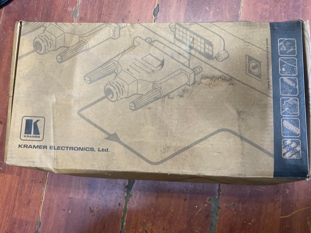 Kramer VM-4HDCP 1:4 DVI Distributor