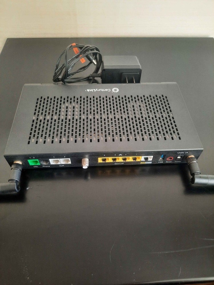 Technicolor Router, C2000T, POWERS ON