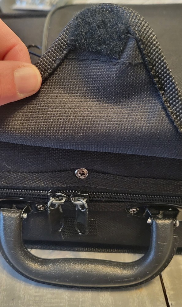 3/4 Violin Case - Black With Handle & Backpack Style Straps