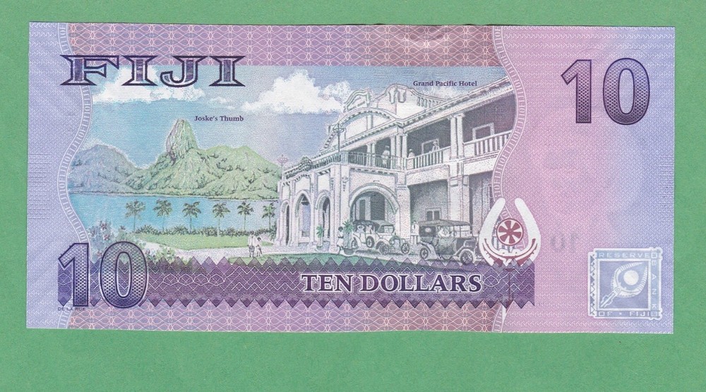 Fiji 10 Dollar Note P-116a UNCIRCULATED