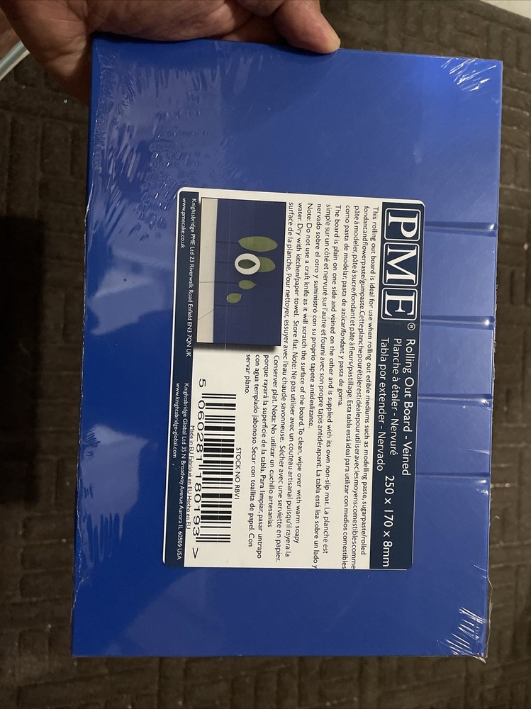 PME Cake Decorating Rolling Out Board Veined