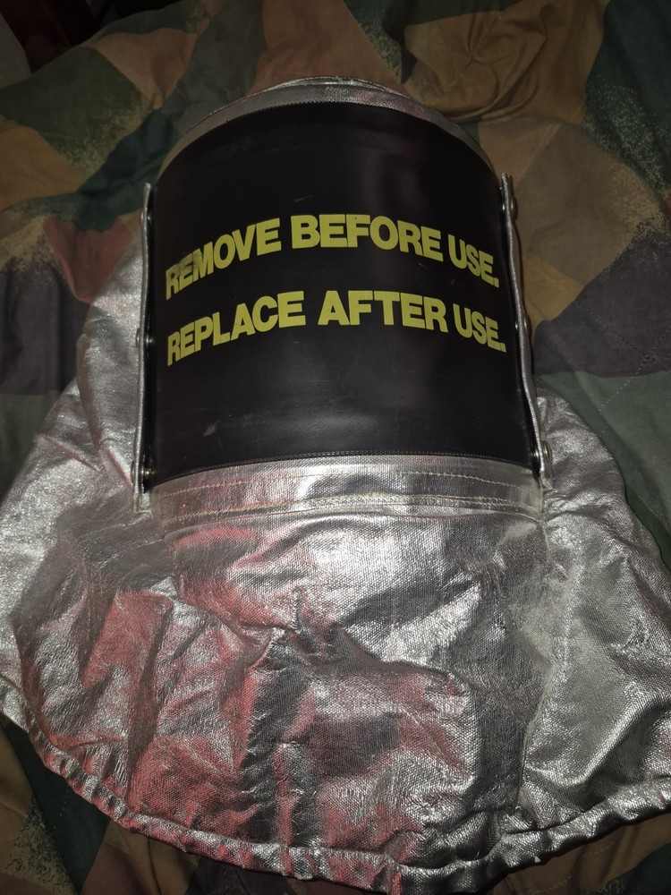 Fireman's Aluminumized Over Pants & Helmet - Medium 34-37