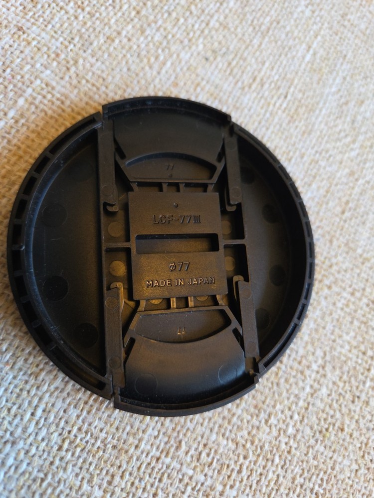 Sigma 77mm Front Lens Cap LCF-77mm III - VG++