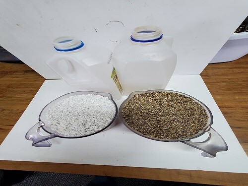 Perlite and Vermiculite - 1/2 GAL. EACH in separate containers