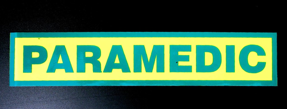 Paramedic Reflective / Fluorescent Magnetic Sign