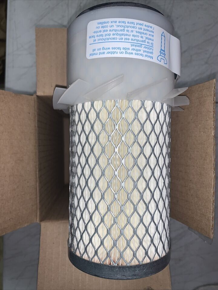 John Deere AIR FILTER PART NUMBER CH15451