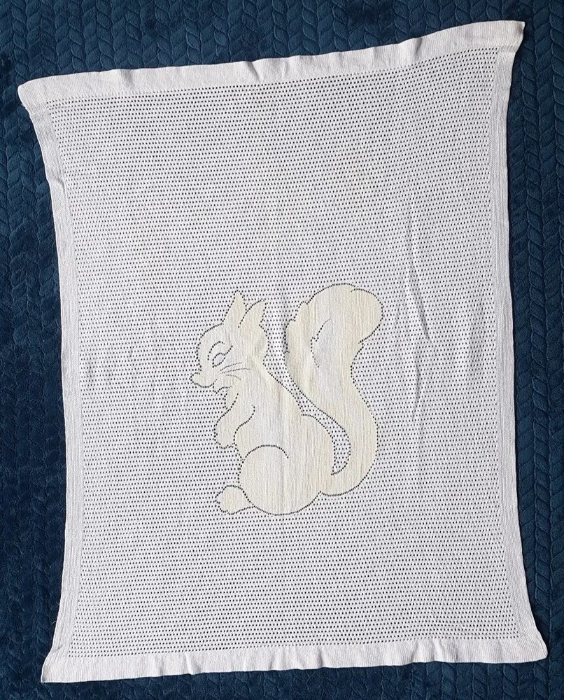 Vintage Pram Blanket Cellular Squirrel 70x90cm lace