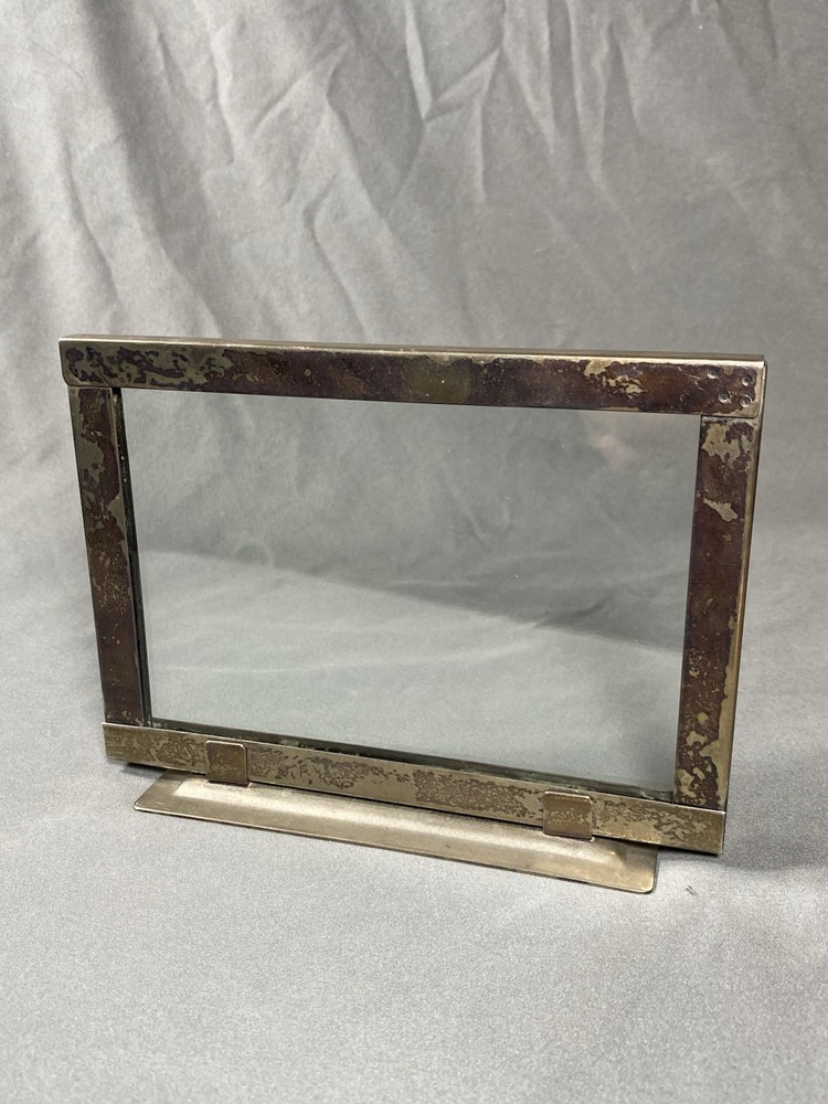 2 Vintage Silver Plated Framed Glass Rectangular Standing Picture Frames 5x7”