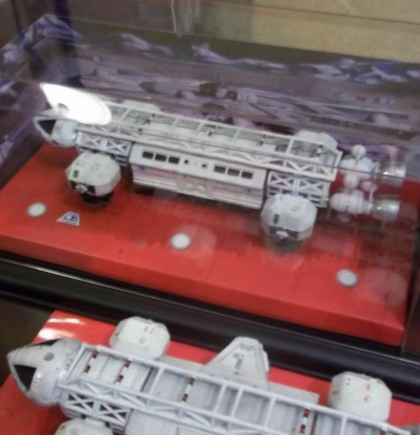 1 SPACE 1999 EAGLE-1 TRANSPORTER GERRY ANDERSON 12''SHIP PROP WITH LIGHTING+CASE