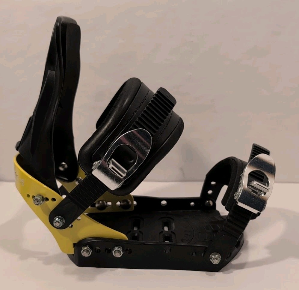 Technine Snowboard Bindings Size Small (Men’s 6–8) Black w/ Yellow – Adjustable