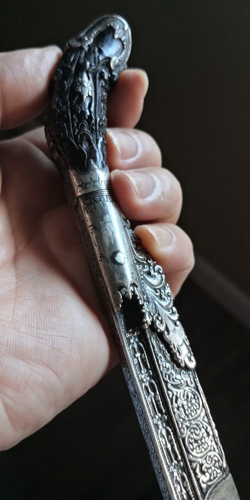 Fine Antique Ceylon Piha Kaetta Dagger 18th C.