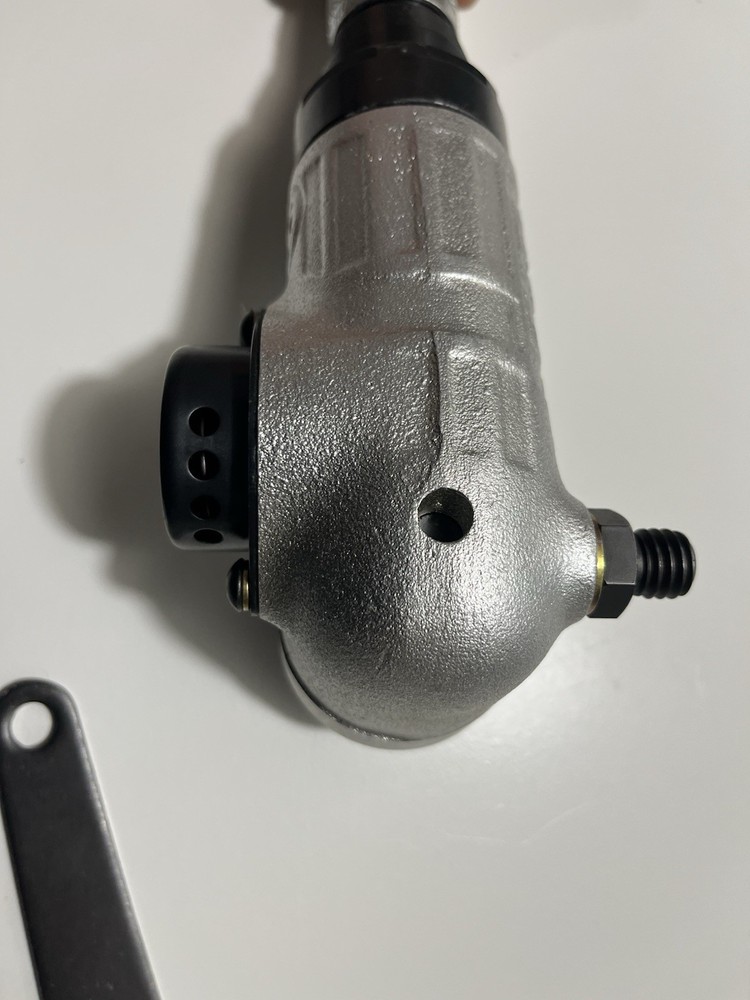 FUJI FA-4C pneumatic 4” angle grinder