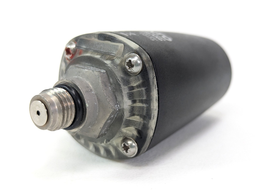 SUUNTO WIRELESS TANK PRESSURE TRANSMITTER Hoseless Scuba Dive Computer