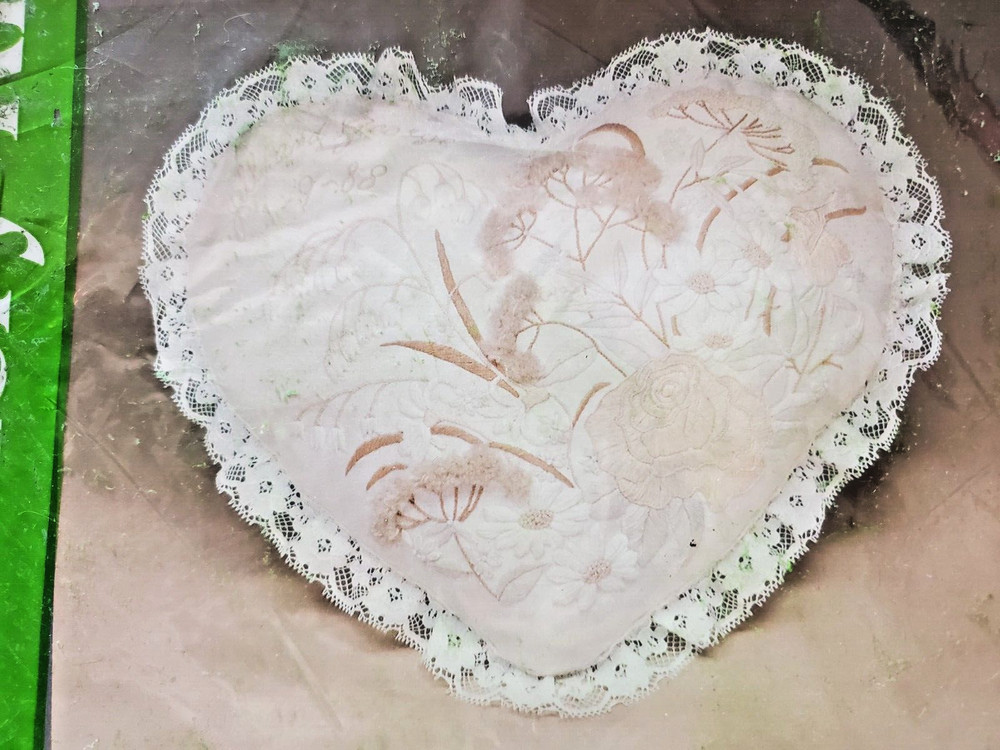 Creative Expressions "Love Pillow" Crewel Kit Size 12" x 14"