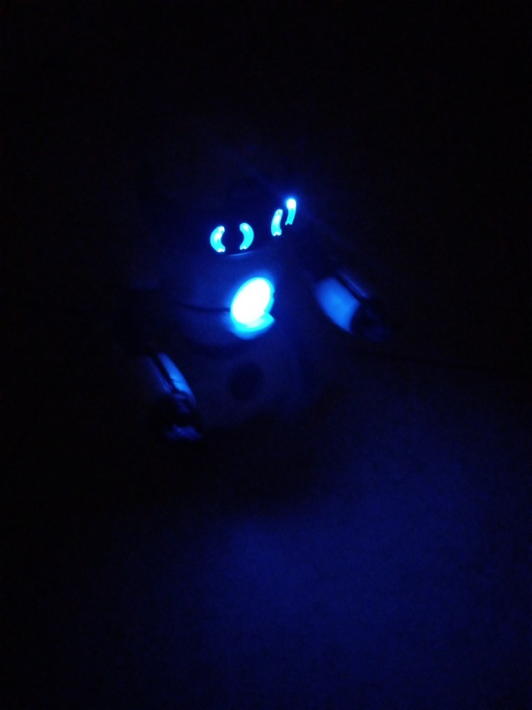 WowWee Mip Robot WHITE Interactive 0820 NO REMOTE