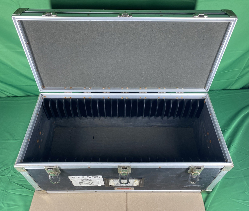 H&R Block Wrightine Large Travel Chest