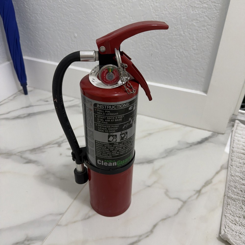 Ansul CleanGuard Clean Agent Fire Extinguisher 5lb  Server Room Safety
