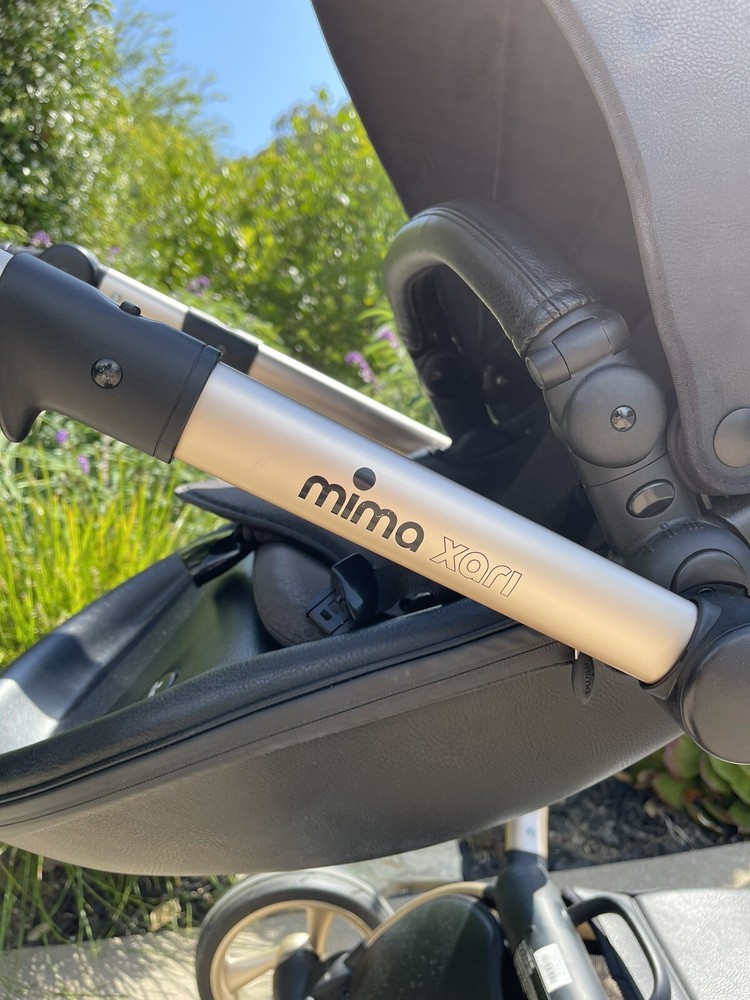 Mima Xari Stroller Black with Champagne Chassis