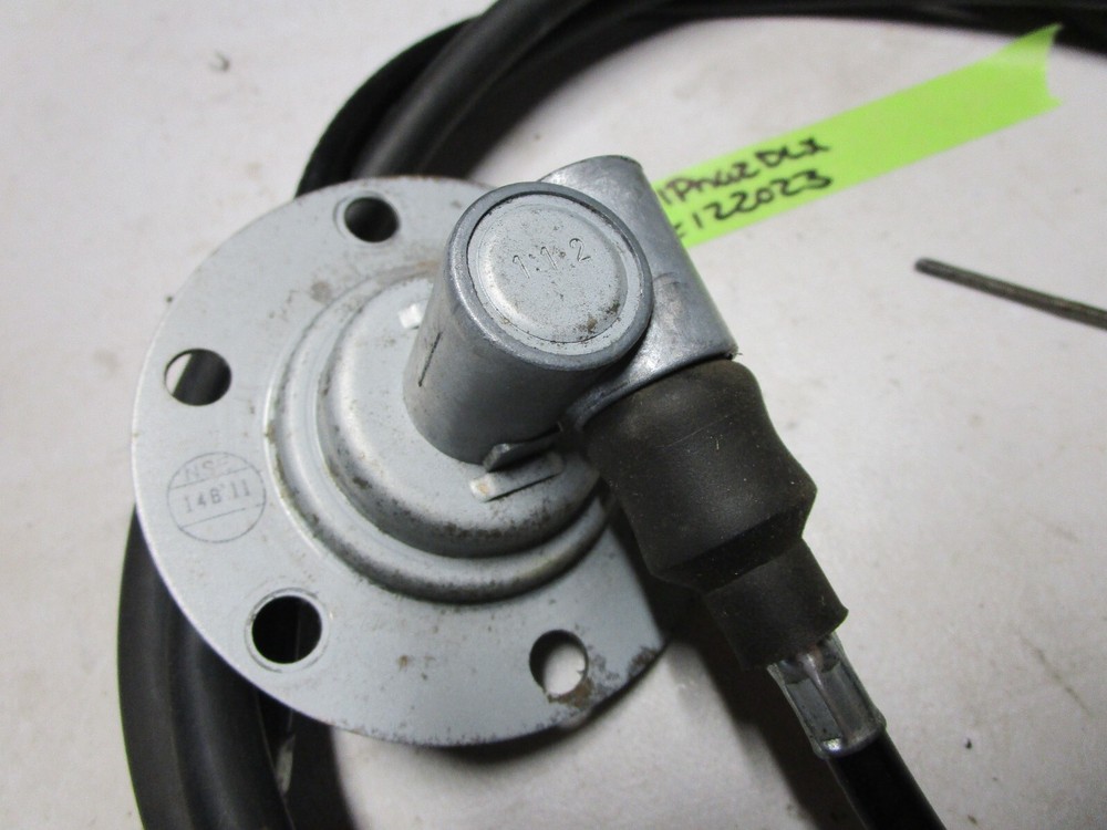 01 Yamaha Phazer DLX 500 Snowmobile Speedometer Cable & Drive