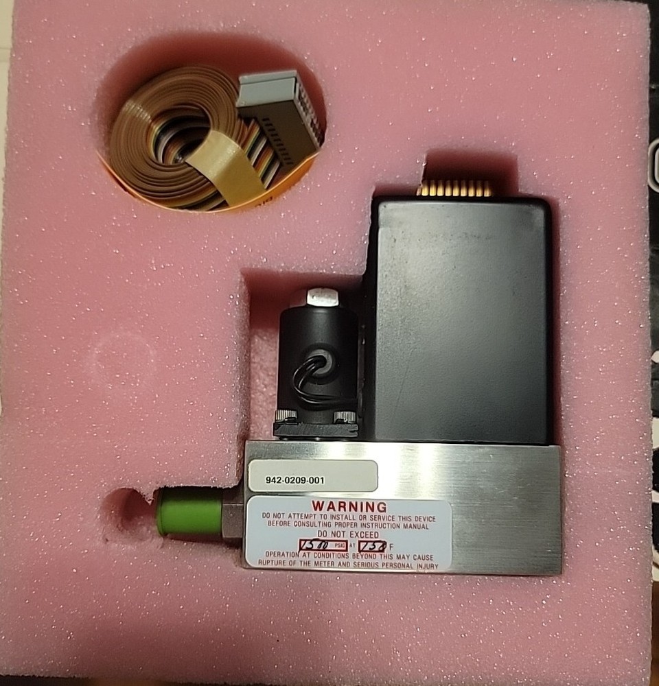 BROOKS MASS FLOW CONTROLLER 5850 D SERIES NITROGEN