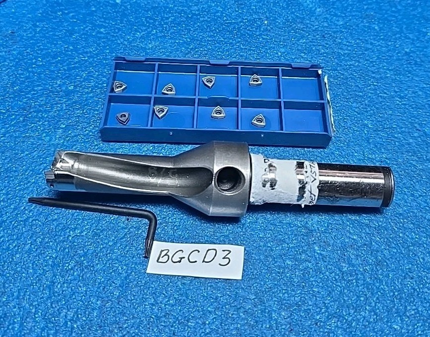 KOMET V5741590 5/8" 3/4 SHK WITH 8 NEW INSERTS/INCLUDE 2 INSERTS ON HOLDER
