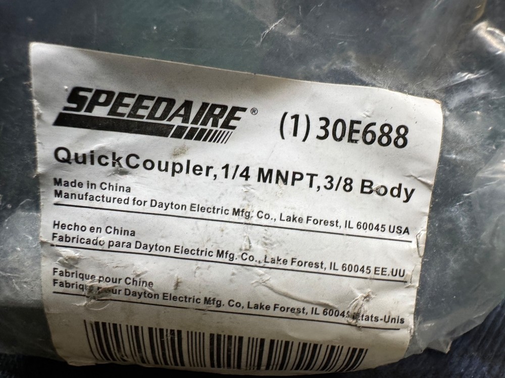 Speedaire 30E688 Quick Coupler 1/4" MNPT 3/8" Body