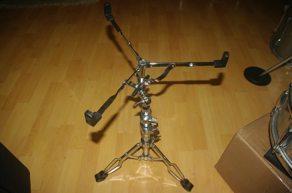 Ahead Practice Pad Stand - Light