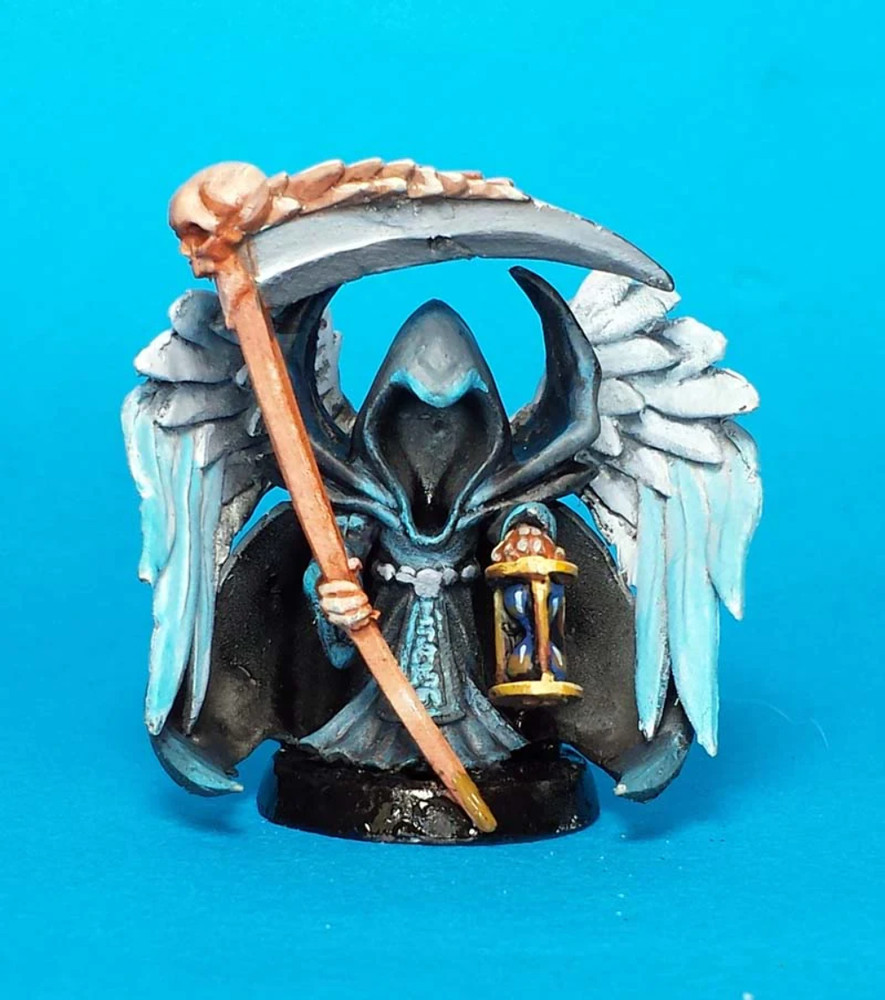 Chibi Fallen Angel w/ Hourglass