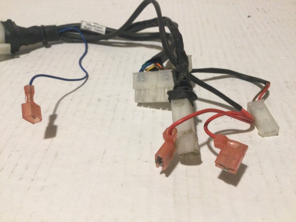 Interface Controller Harness for Go-Go Elite Traveller SC40, PART# DWR9983H039