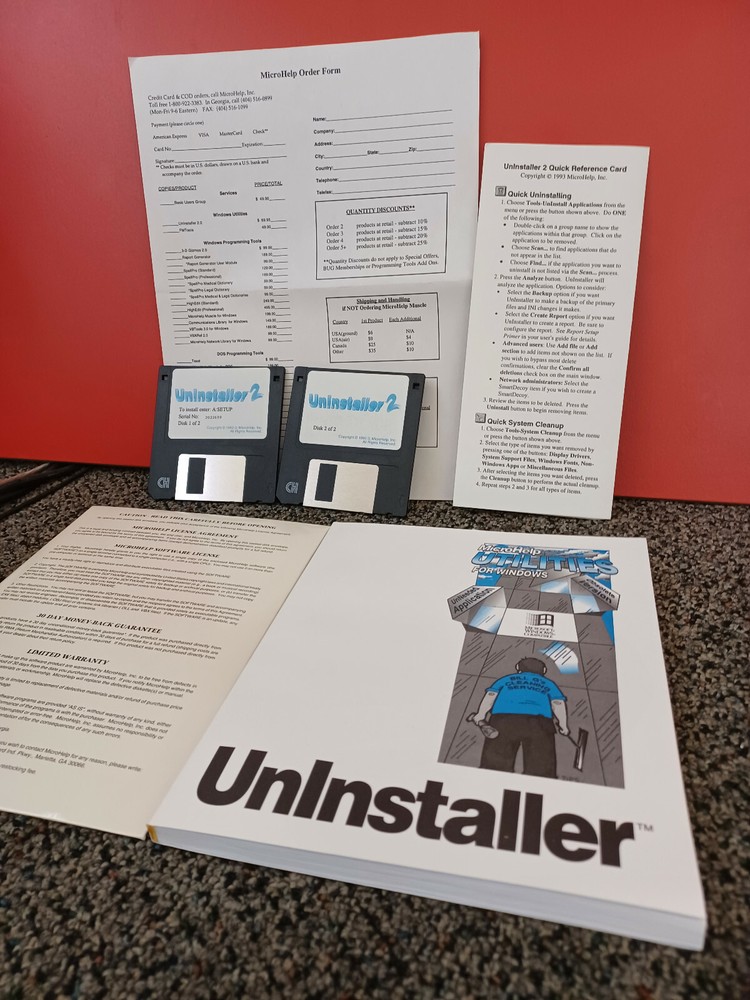Vintage Windows 3.5" Floppy Disk MicroHelp Utilities for Windows Uninstaller