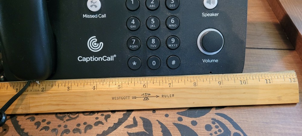 Telephone Hearing Impaired Caption Call Amplified Touchscreen Captioned Corded