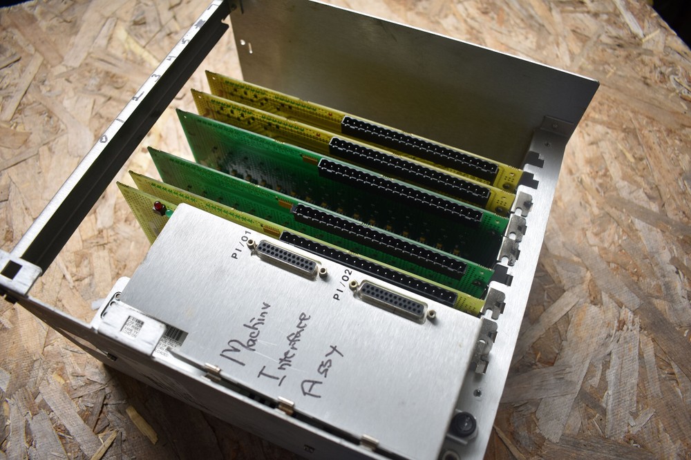 Vickers Card Chassis 3-424-2079A