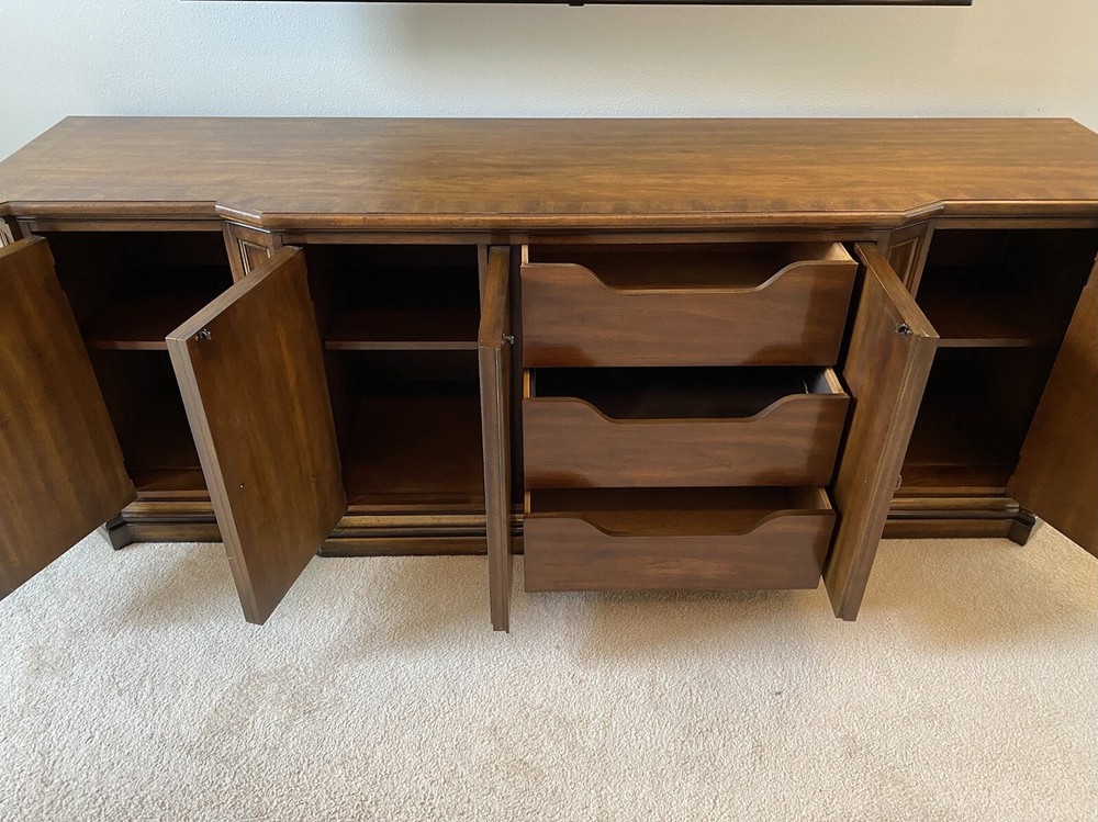 Vintage Drexel Heritage Sketchbook Credenza Sideboard Buffet