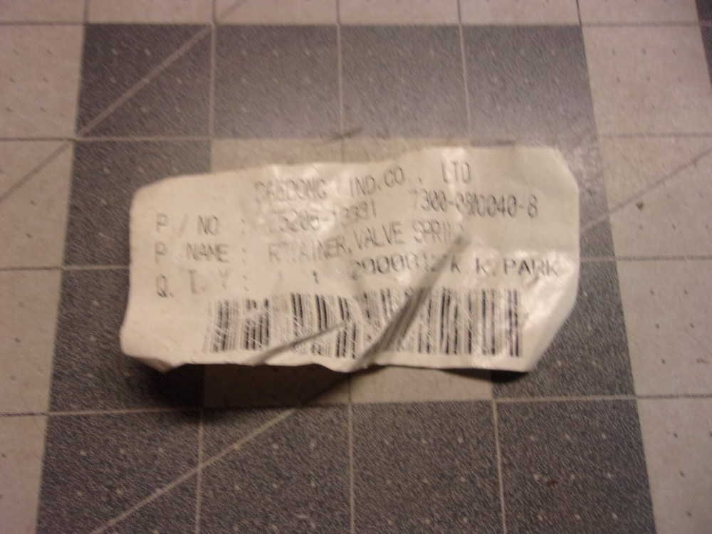 Daedong E5205-13331 (2) Valve Spring Retainers