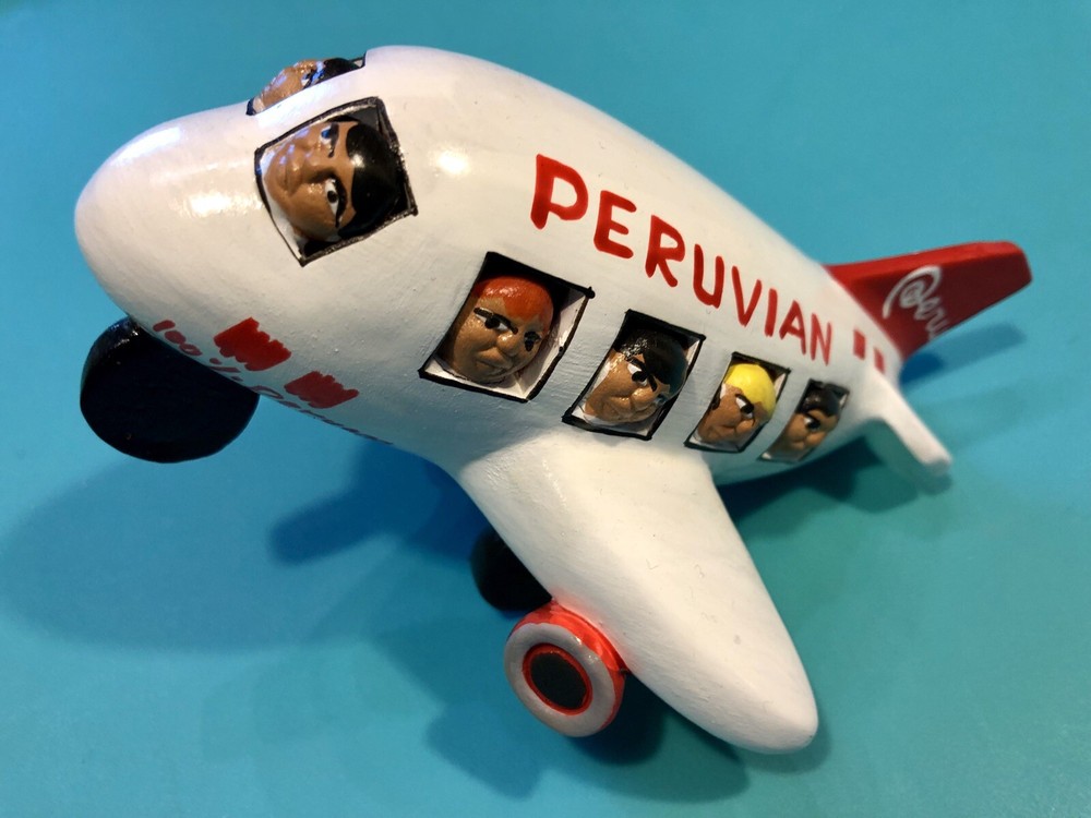 PERUVIAN AIRLINES CERAMIC PLANE— 100% PERUANO LOGO