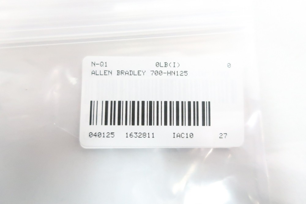 Allen Bradley 700-HN125 8-pin Socket