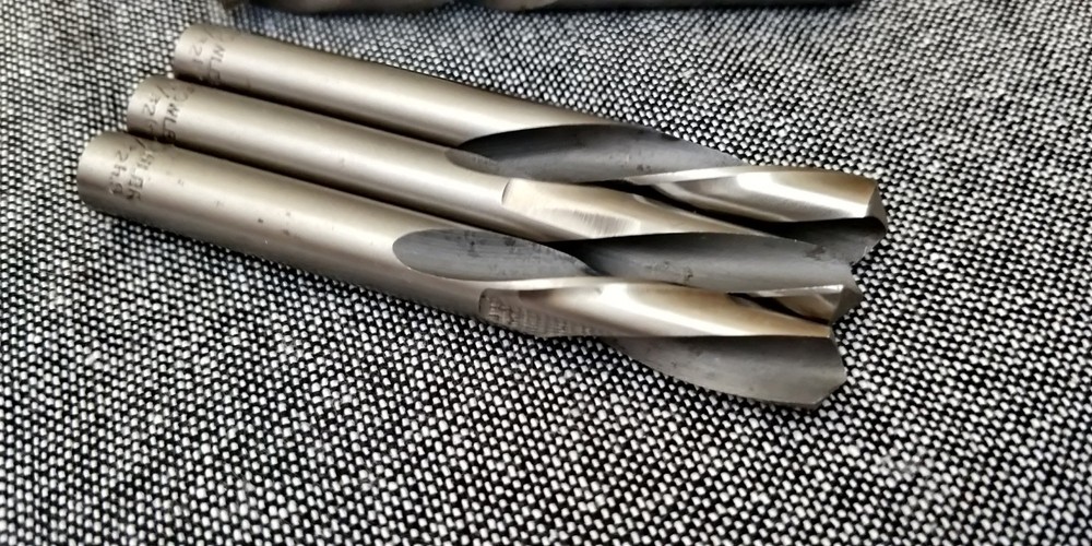 FOWLER 11/32" DRILL BITS,  3 pieces + 1 Chicago Latrobe