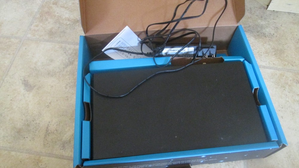 Shaw Direct HD DSR800 Satellite Receiver (Read description)