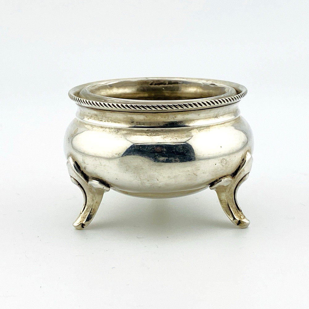 Vintage 800 Silver Footed Open Salt with Glass Insert