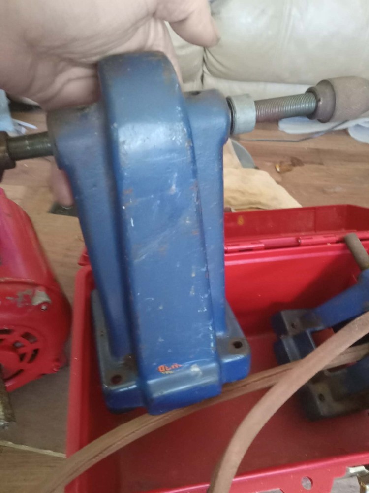 Bench Top Belt Sander w Motor + Vise Bundle Workshop Tools Tested/Untested