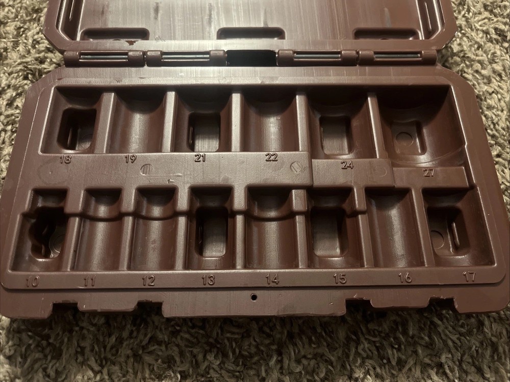 Matco Tools 1/2 Drive Shallow Impact Socket Blow Molded Carry Case